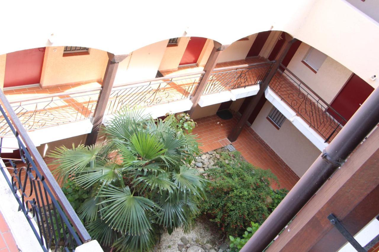 Ferienwohnung De La Couleur Aux Marquises La Londe-les-Maures Exterior foto